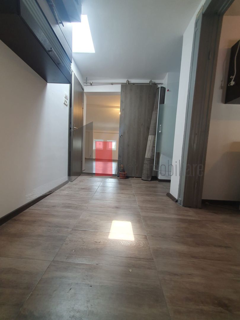 Mansarda 2 camere Foisorul de Foc - Poză 5