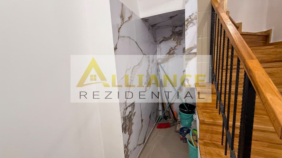 Apartament 2 camere tip duplex { Centrul Istoric -Piata Unirii } - Poză 6