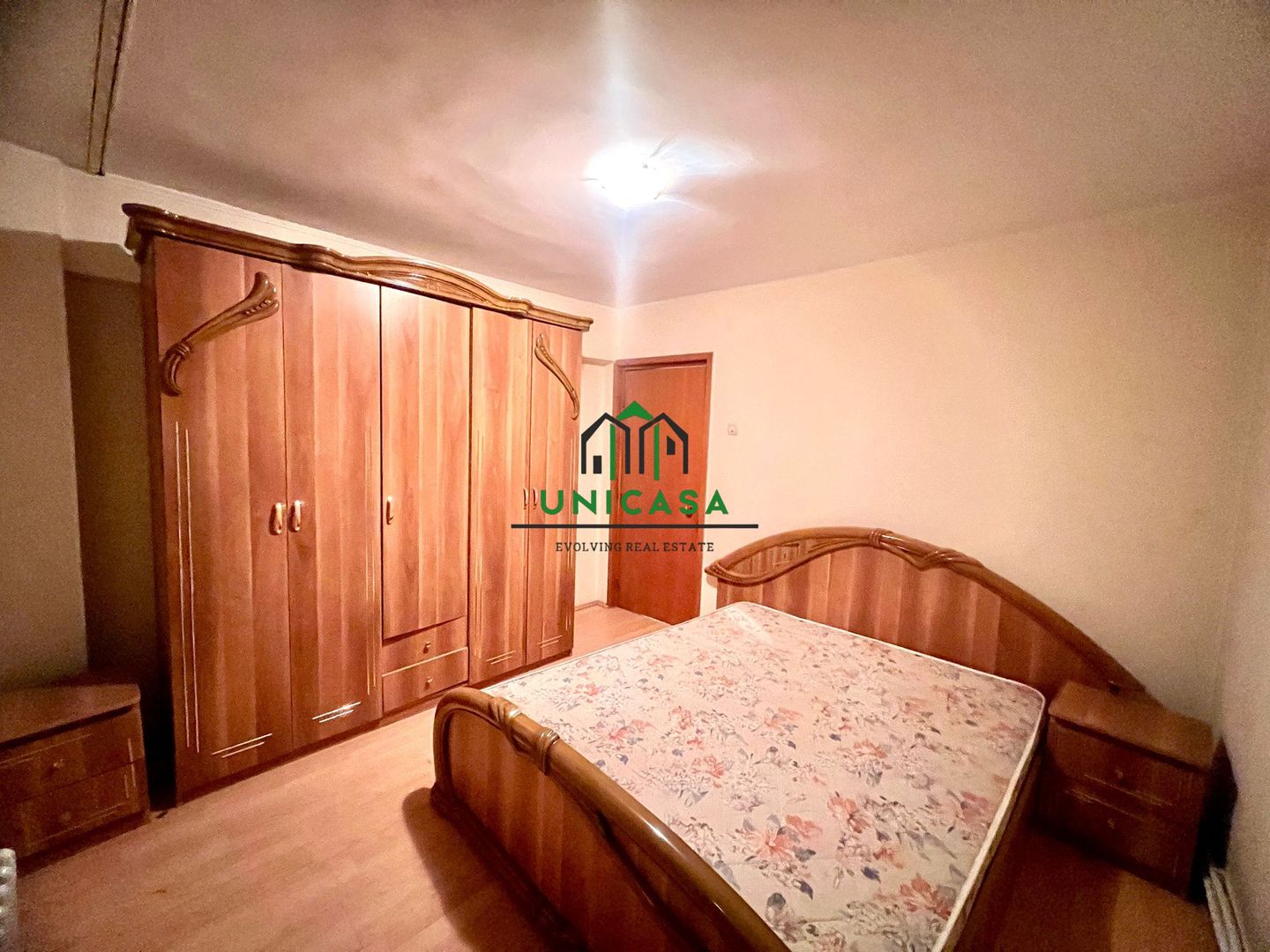 Apartament 4 camere – Etaj 1/4 – Zona Ostroveni - Poză 5