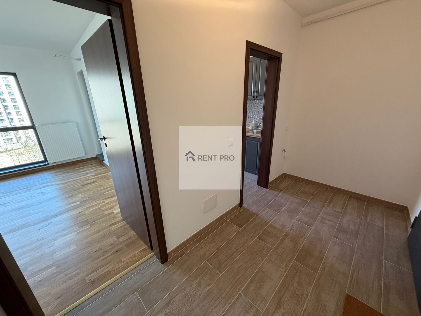 Studio Mid Level Exigent Plaza Politehnica Lujerului Mall Plaza - Poză 7