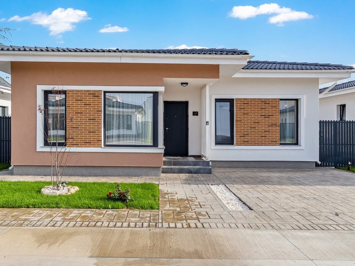 Casa deosebita cu finisaje premium si gradina privata Tunari - Poză 16