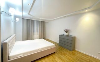 Apartament Centru! 90 m2! 2 + living! - Poză 8