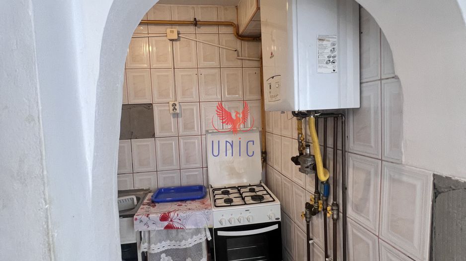 Garsoniera Valea Rosie , etaj 3/4 - Poză 2