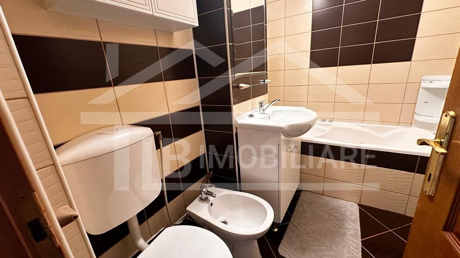 Apartament de 3 camere, 70mp,parcare, decomandat, Zona Kaufland - Poză 10