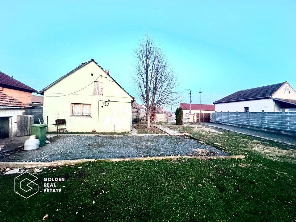 Teren 530 mp cu utilitati, constructie 3 camere cu centrala proprie,zona Poltura - Poză 6