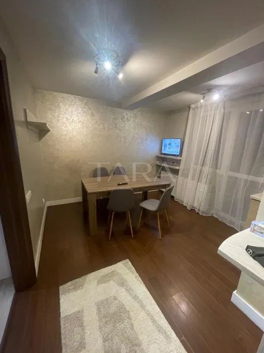 Apartament 2 camere si balcon, zonă liniștită. - Poză 2
