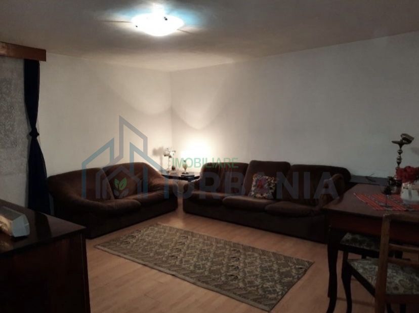 Casa cu etaj, 4 camere, în Miroslava - Poză 2