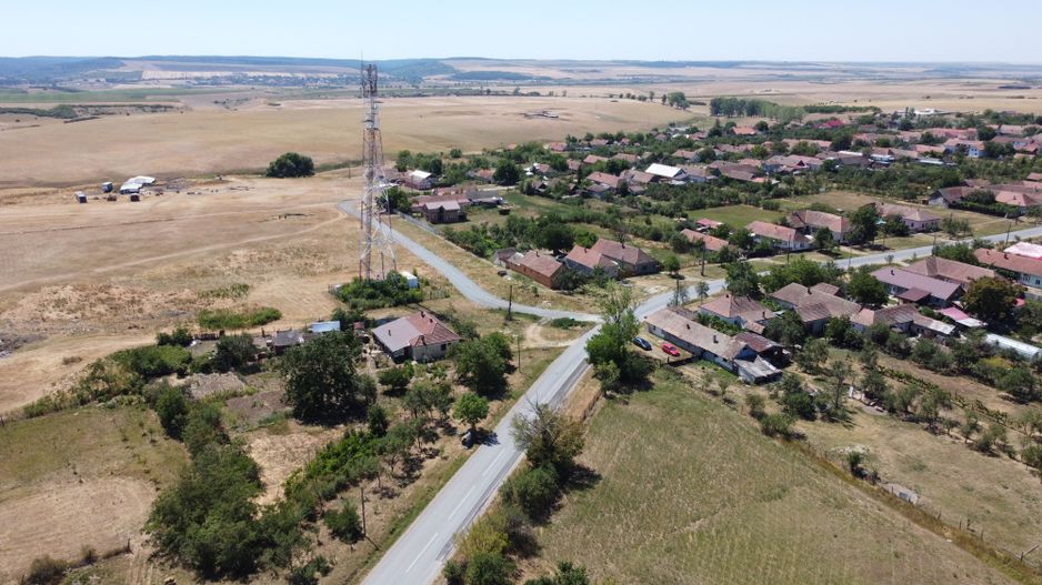Proprietate industriala  la 35 km de TM - Poză 58