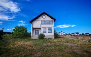 Vila 850 MP Utili | Horodnic de Sus | 27 Ari Teren - Poză 1