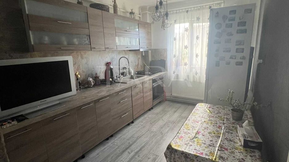 Apartament decomandat cu 3 camere, Mărăști. - Poză 2