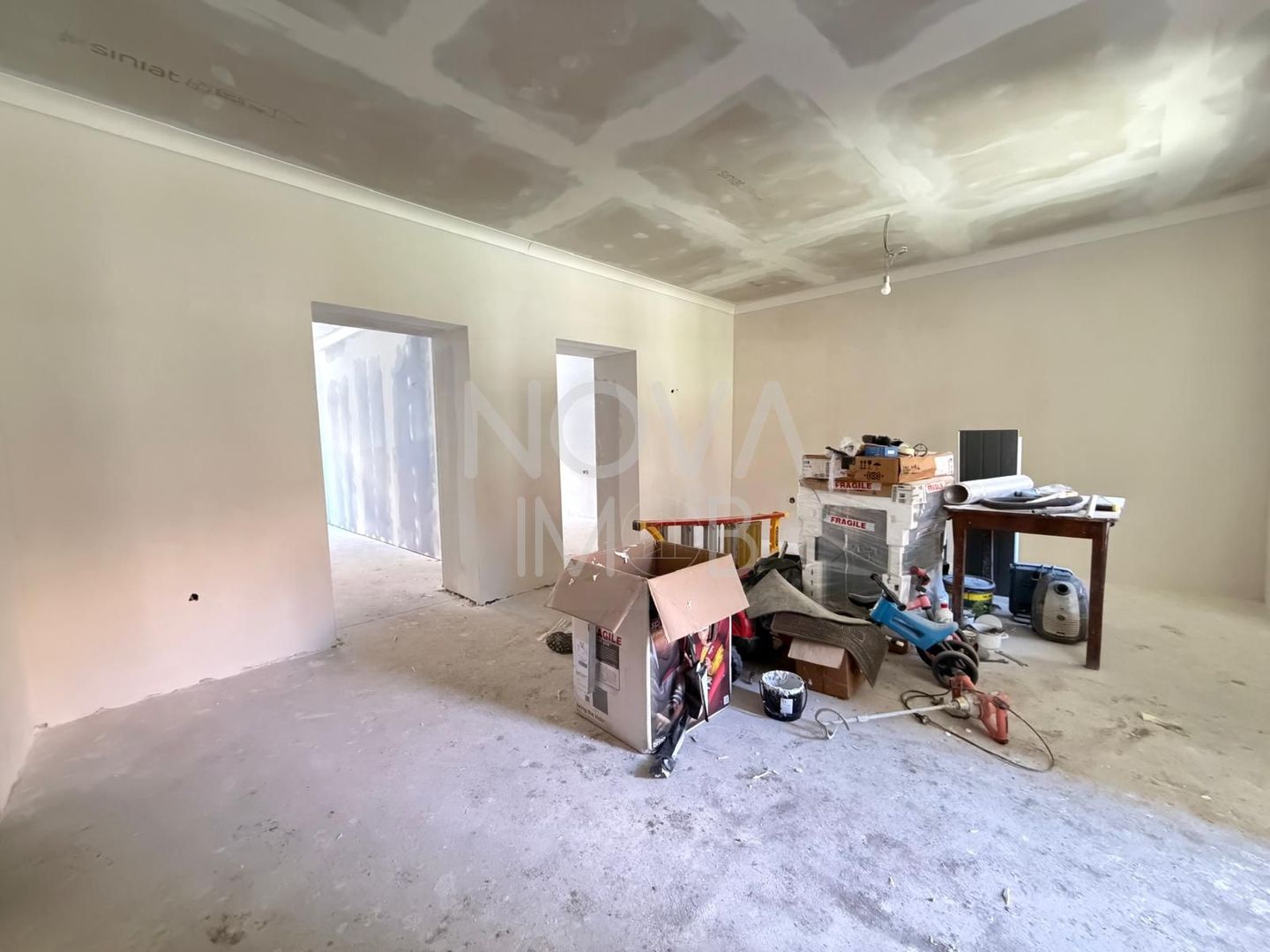 Apartament 3 camere de vanzare, Targul Vinului - Poză 12
