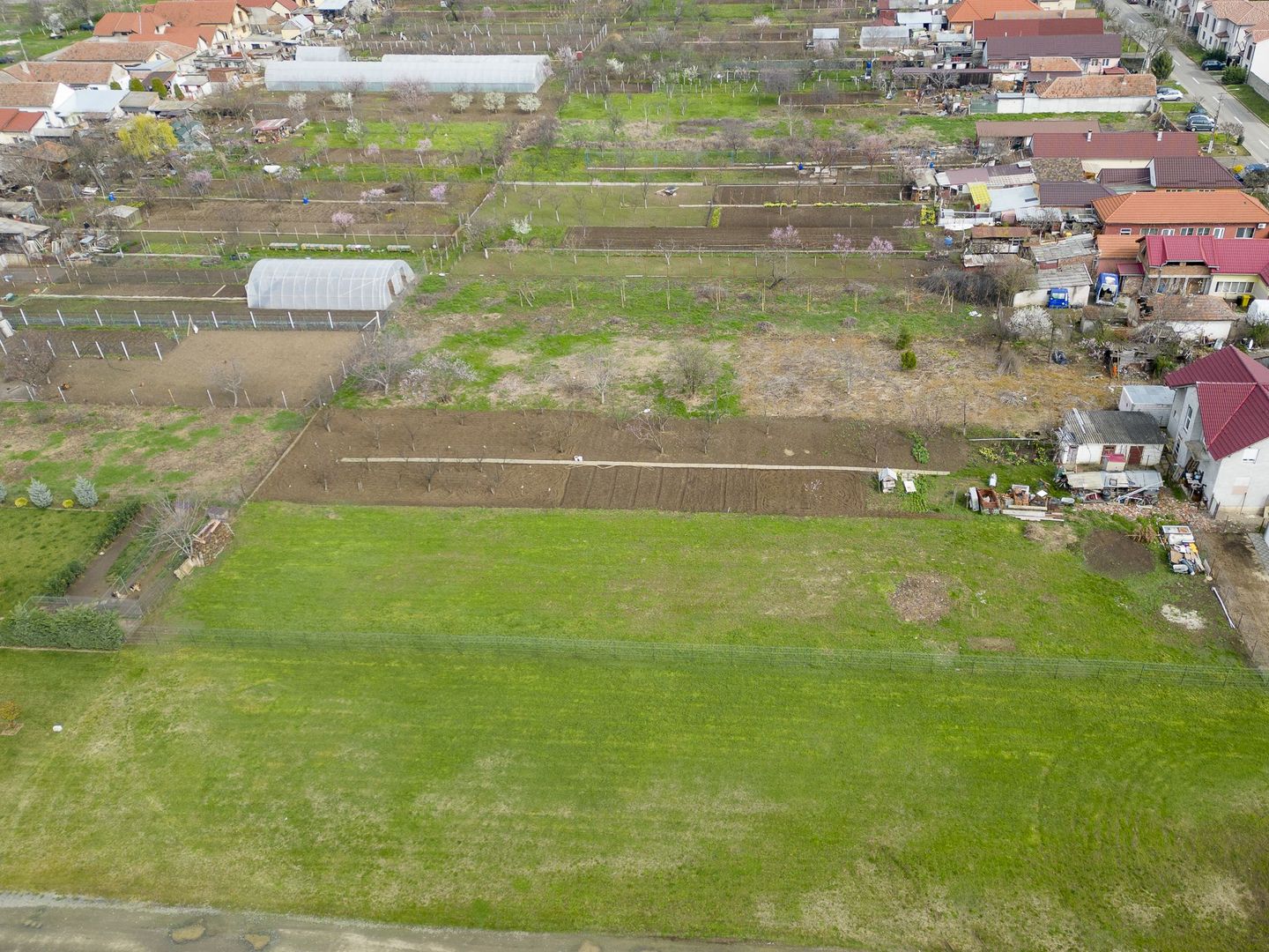 Teren intravilan 378 mp în Aradul Nou - Poză 1