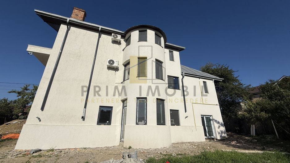 Casa recent renovata, Dealul zorilor, 10 min de Parcul Copou - Poză 1