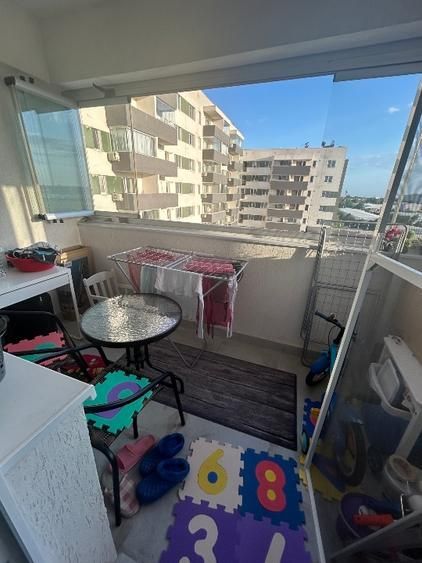 vand  apartament  2 camere utilat si mobilat - Poză 2