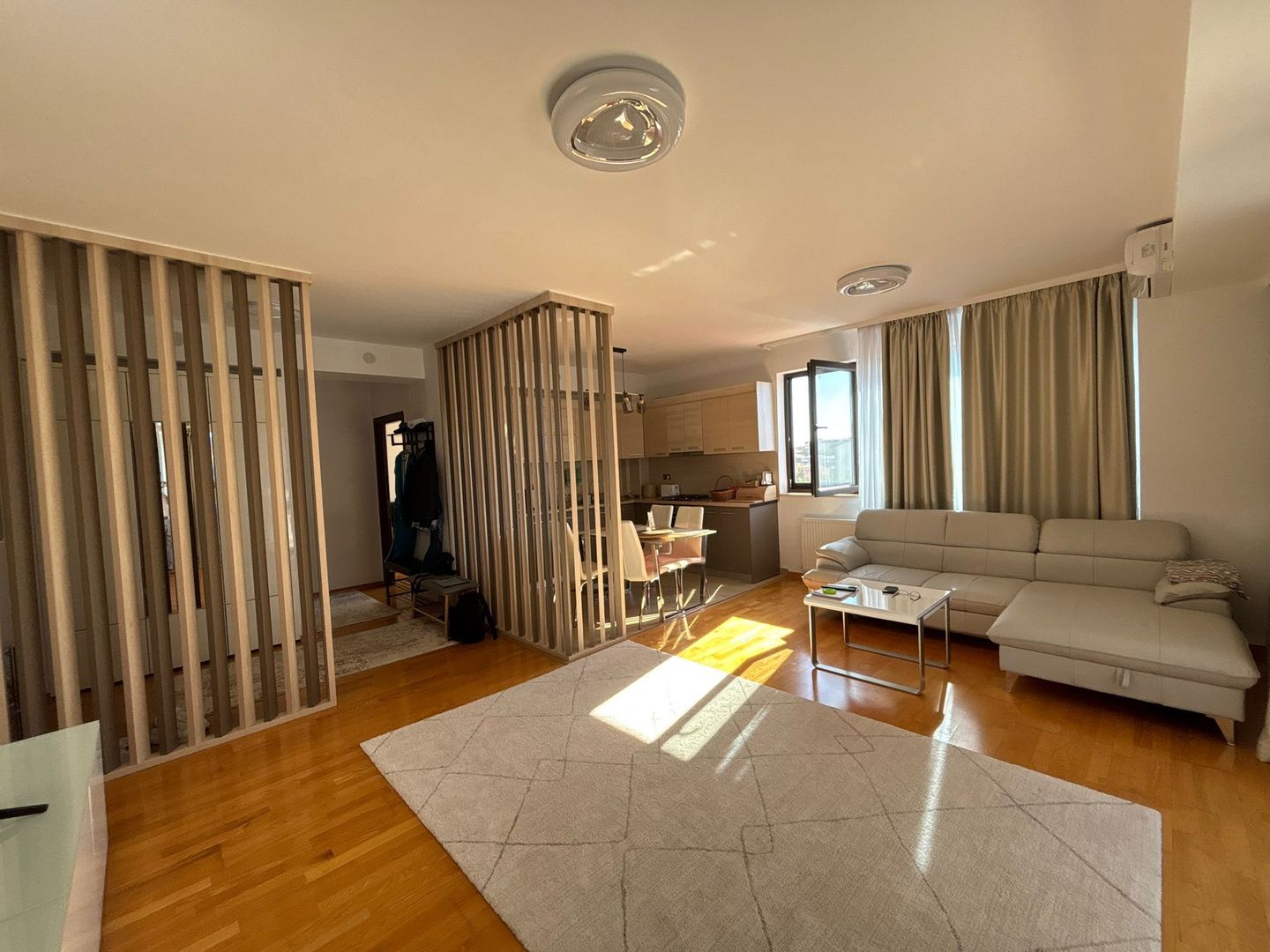 AP. 2 CAMERE PARCARE SI BOXA INCLUSE PRET, MOBILAT, NOU, COMISION 0% - Poză 2