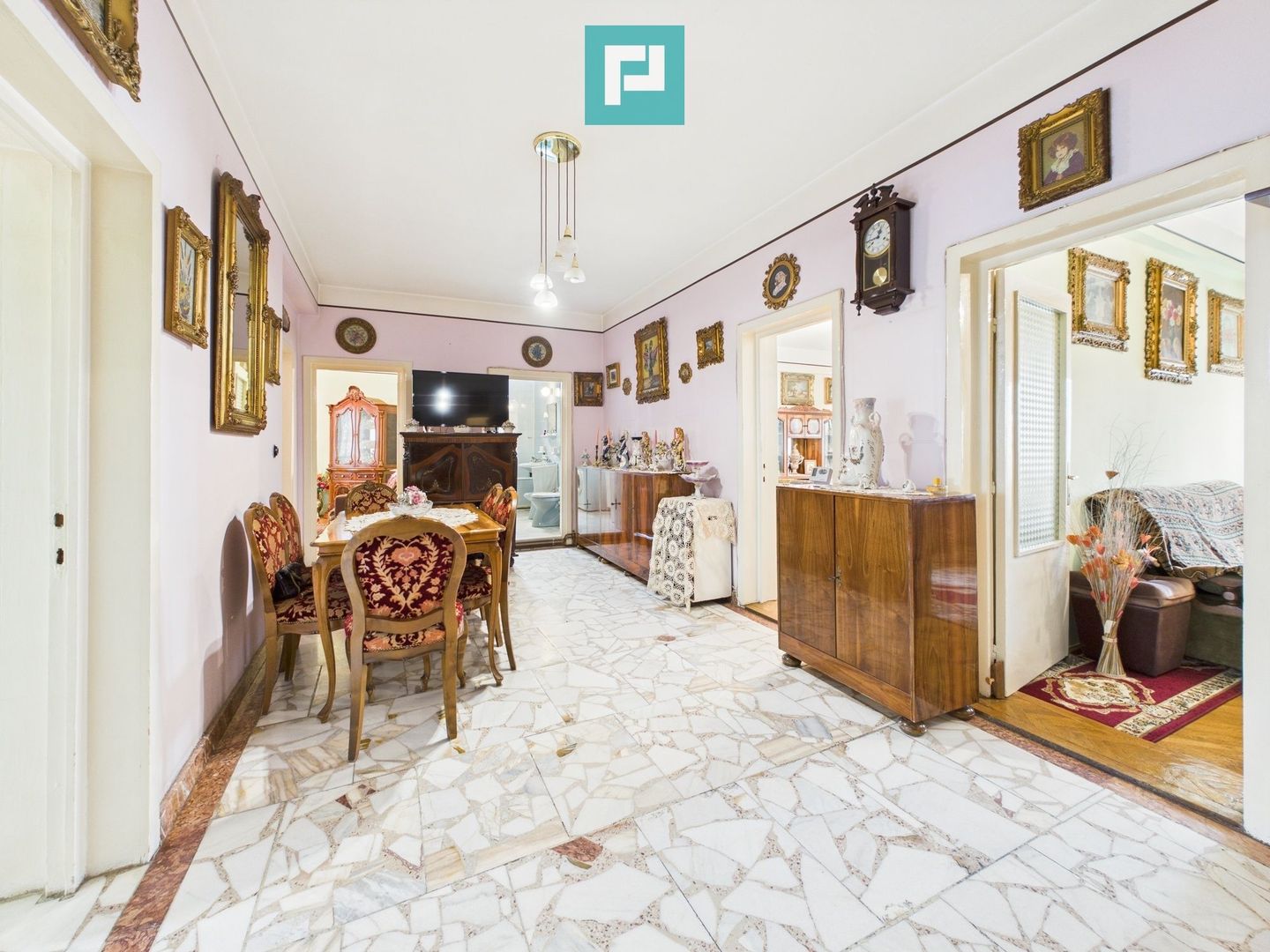 Apartament unic cu 4 camere în Centrul Aradului - Poză 6