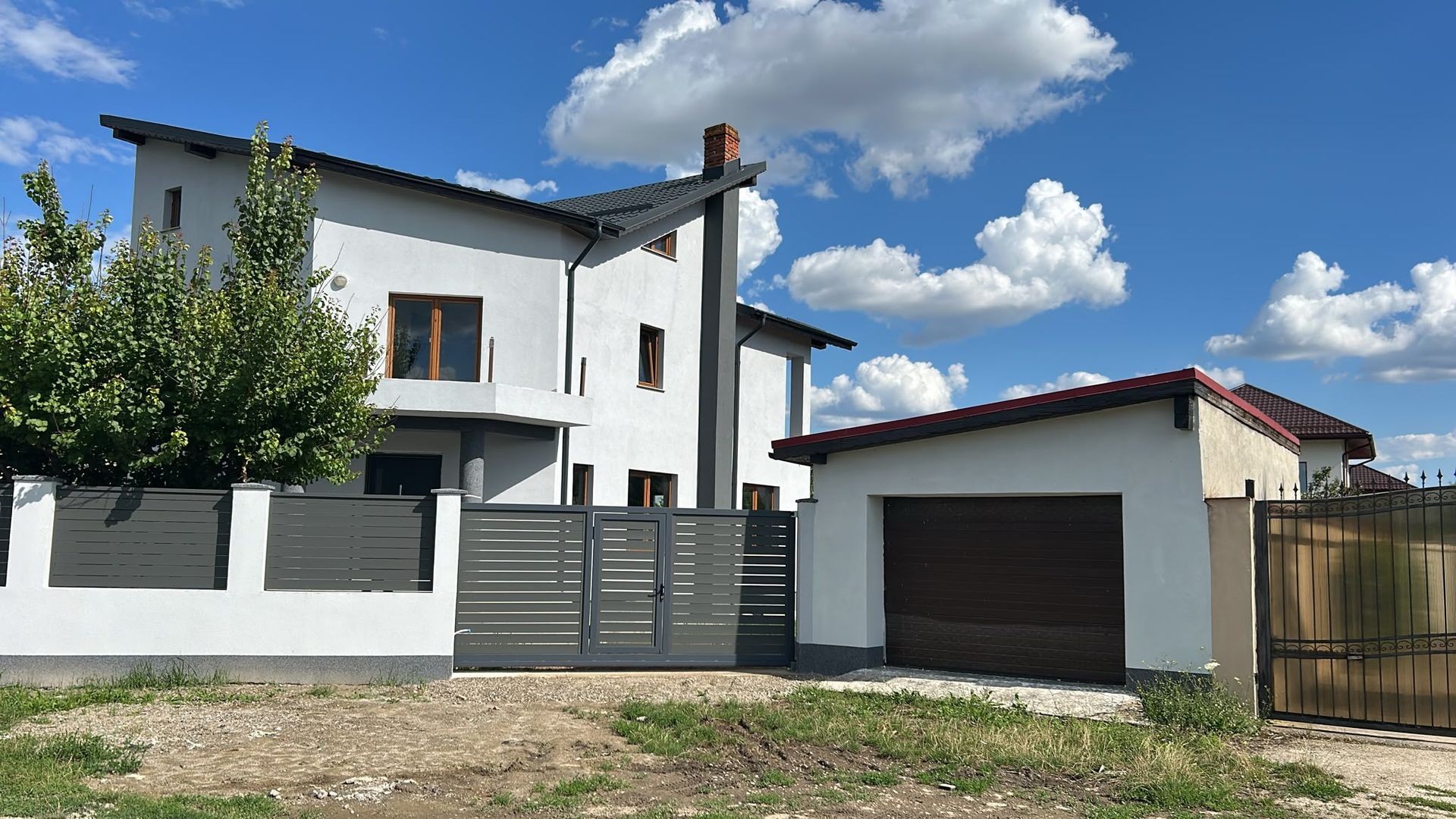 Vanzare Casă / Vilă 5 camere Saftica Primarie - Poză 1