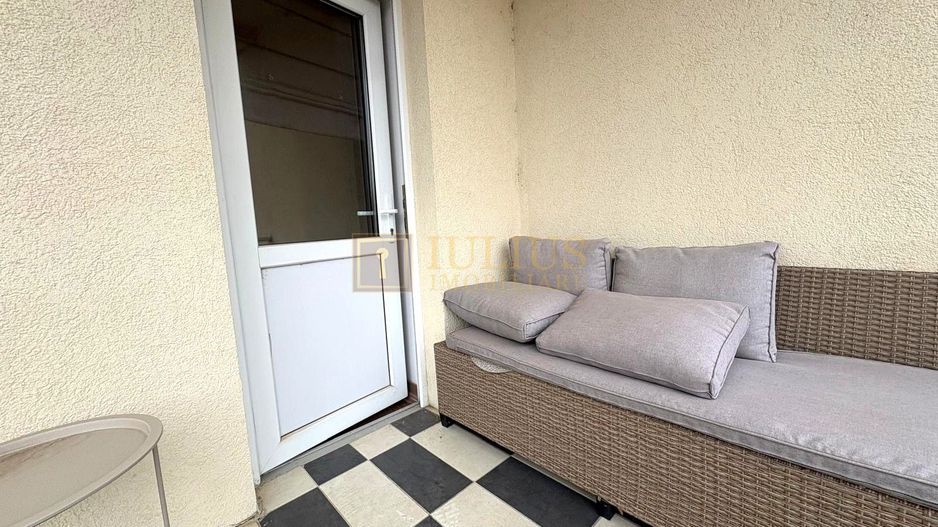 Apartament la curte, 2 băi, loc de parcare, zona linistita, dressing - Poză 9