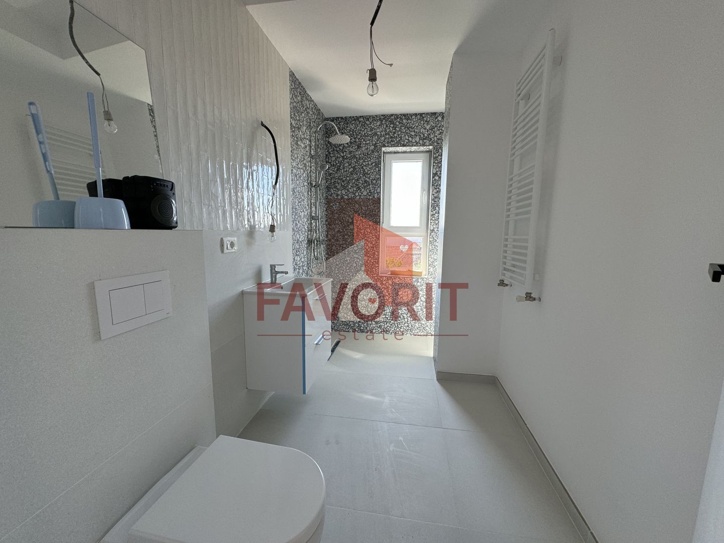 Etaj 1. Pozitie excelenta. Finisat la cheie - Poză 8