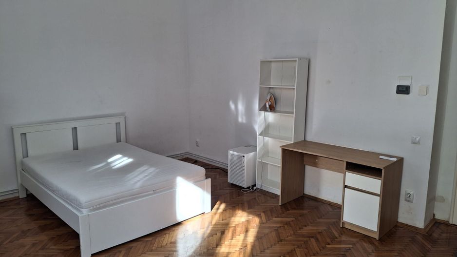 De inchiriat apartament in zona ultracentrala - Poză 5