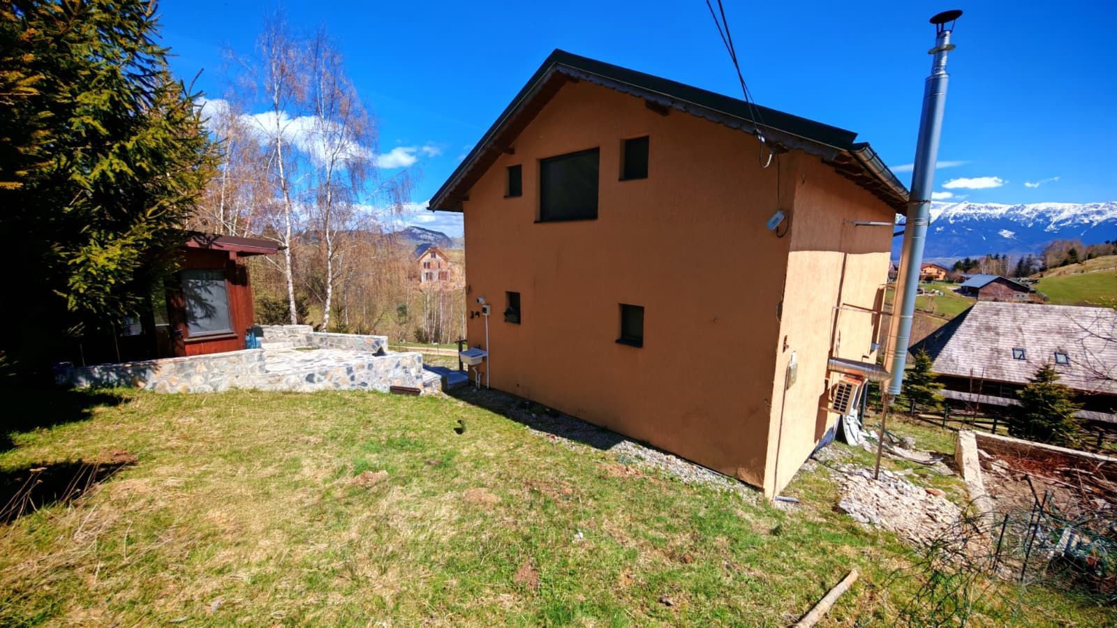 Casa / pensiune investitie sat Pestera, Moieciu, Bran - Poză 29