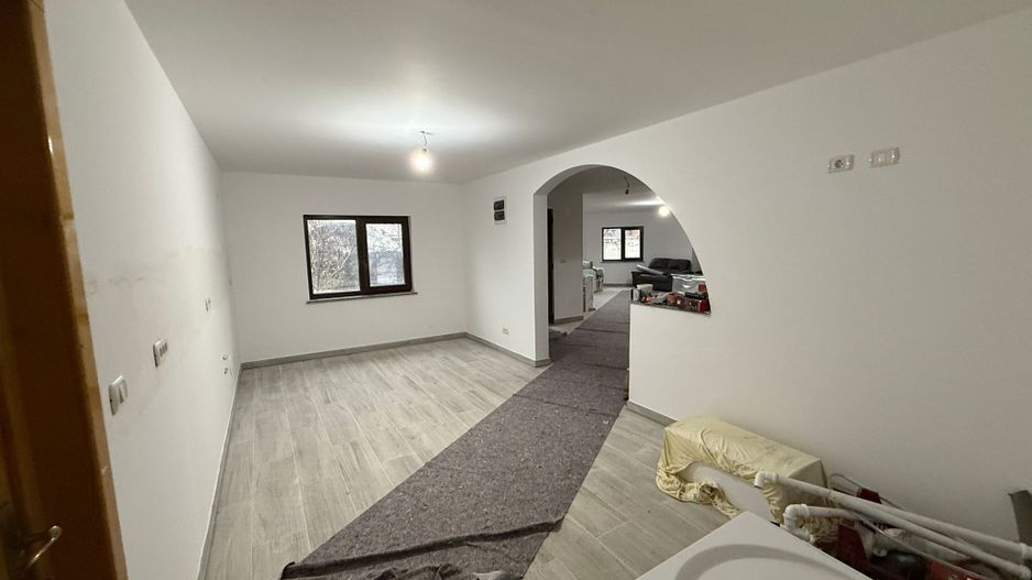 CASA DE INCHIRIAT RADAUTI | IDEAL PENTRU CRESA DE COPII | - Poză 29