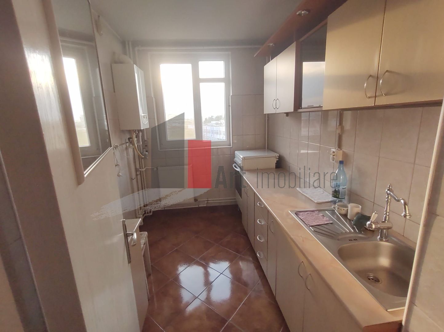 Vânzare apartament 3 camere cu centrală Bd. Obregia - Fântâna Florilor - Poză 3