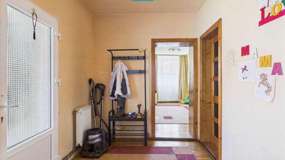 Casă cu 4 camere și teren de 1450 mp în Aradul Nou - Poză 16