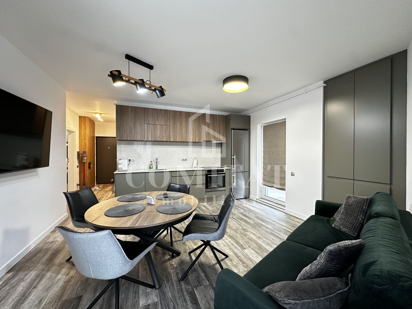 Apartament la cheie | Etaj intermediar | Buna Ziua - Poză 1