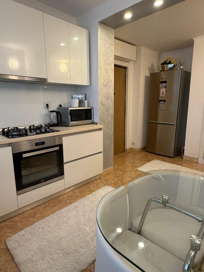 Dristor - 2 minute metrou Dristor - complet renovat - bloc anvelopat - Poză 3