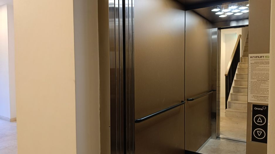 3 camere Clinicilor | terasa 30 mp| vedere spre Parcul Central | Comision 0% - Poză 21