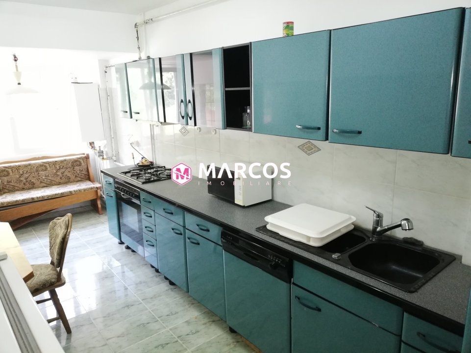 Apartamwnt 4 camere, et.8, Central, ID 491 - Poză 1