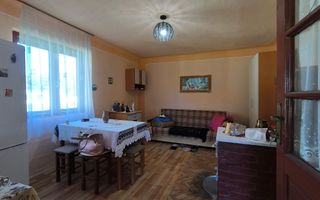 Casa cu sura de vanzare Valea Draganului - Poză 9