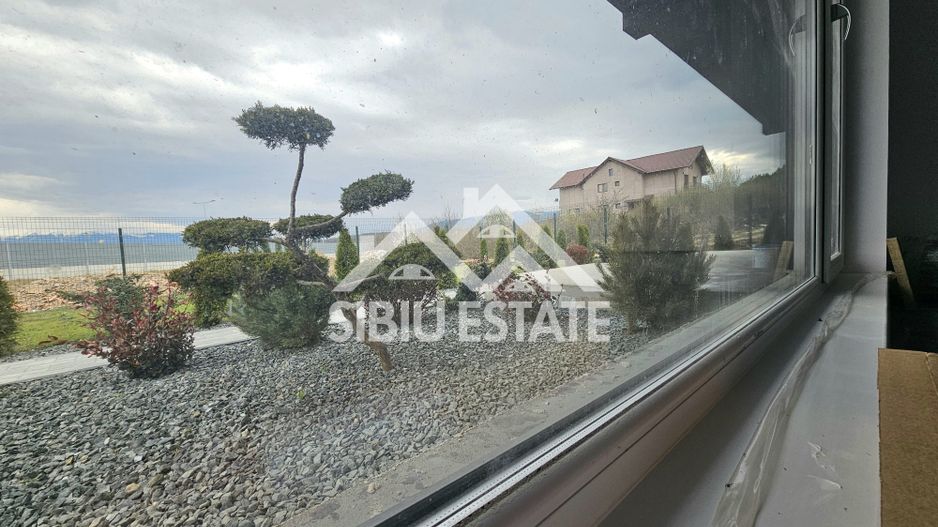 Casa moderna terase panoramice, garaj, curte mare - Poză 10