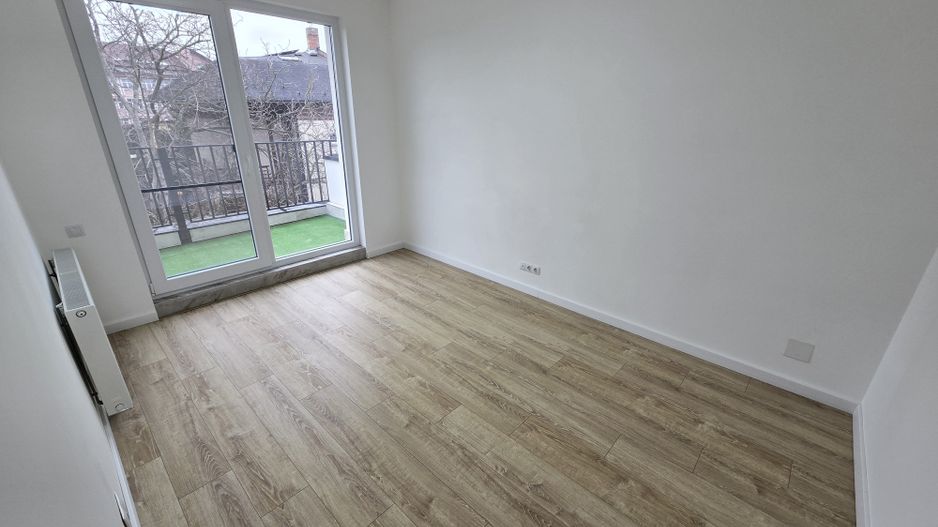 Apartament 3 camere,2 terase,2 băi,95mp,zona Centrală - Poză 12
