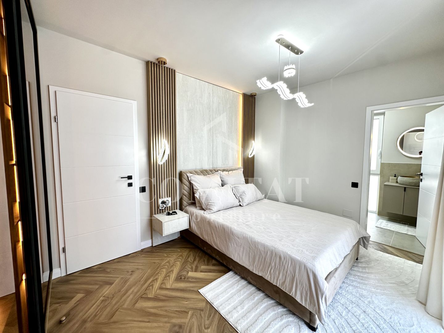 Apartament ultrafinisat | Etaj intermediar | Zona Str Tineretului - Poză 8