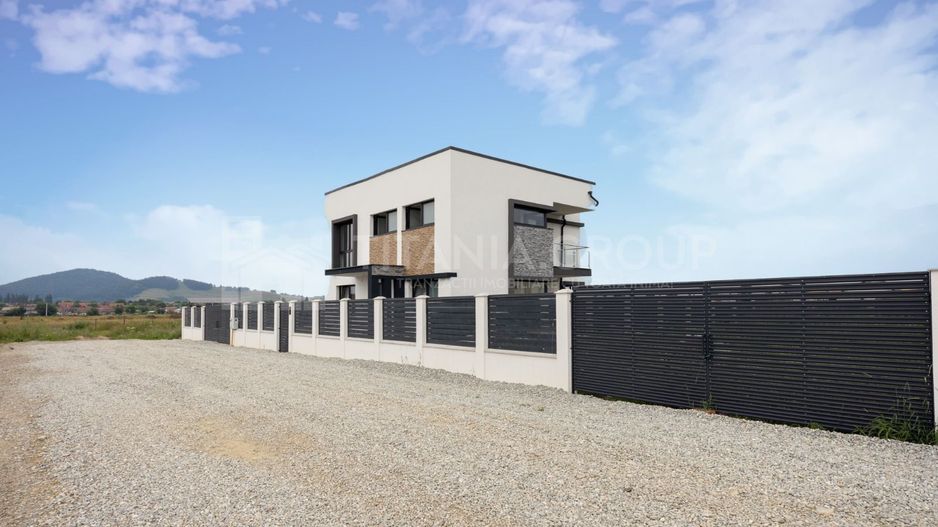 Casă individuală premium, teren 519 mp, Sanpetru - Poză 3