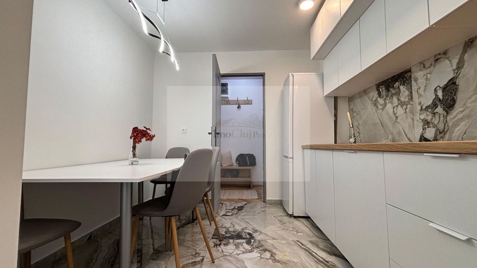 Inchirere 3 camere decomandate|2 bai| cartier Marasti - Poză 9