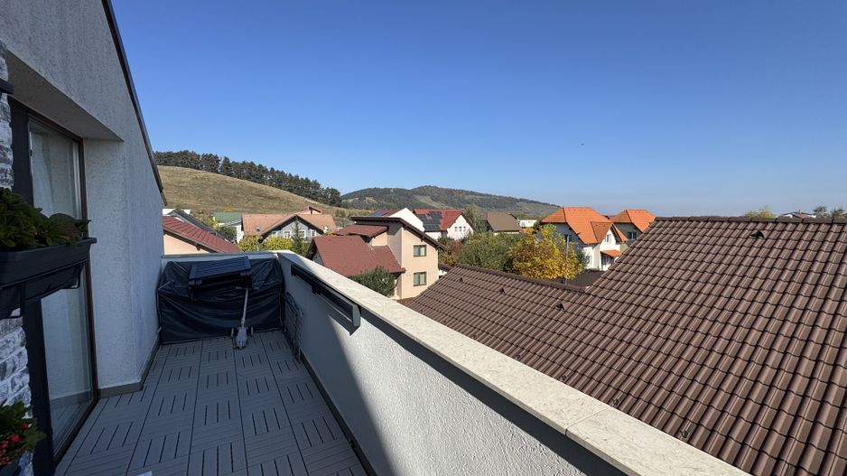 Apartament cu 2 camere in Sanpetru - Poză 9