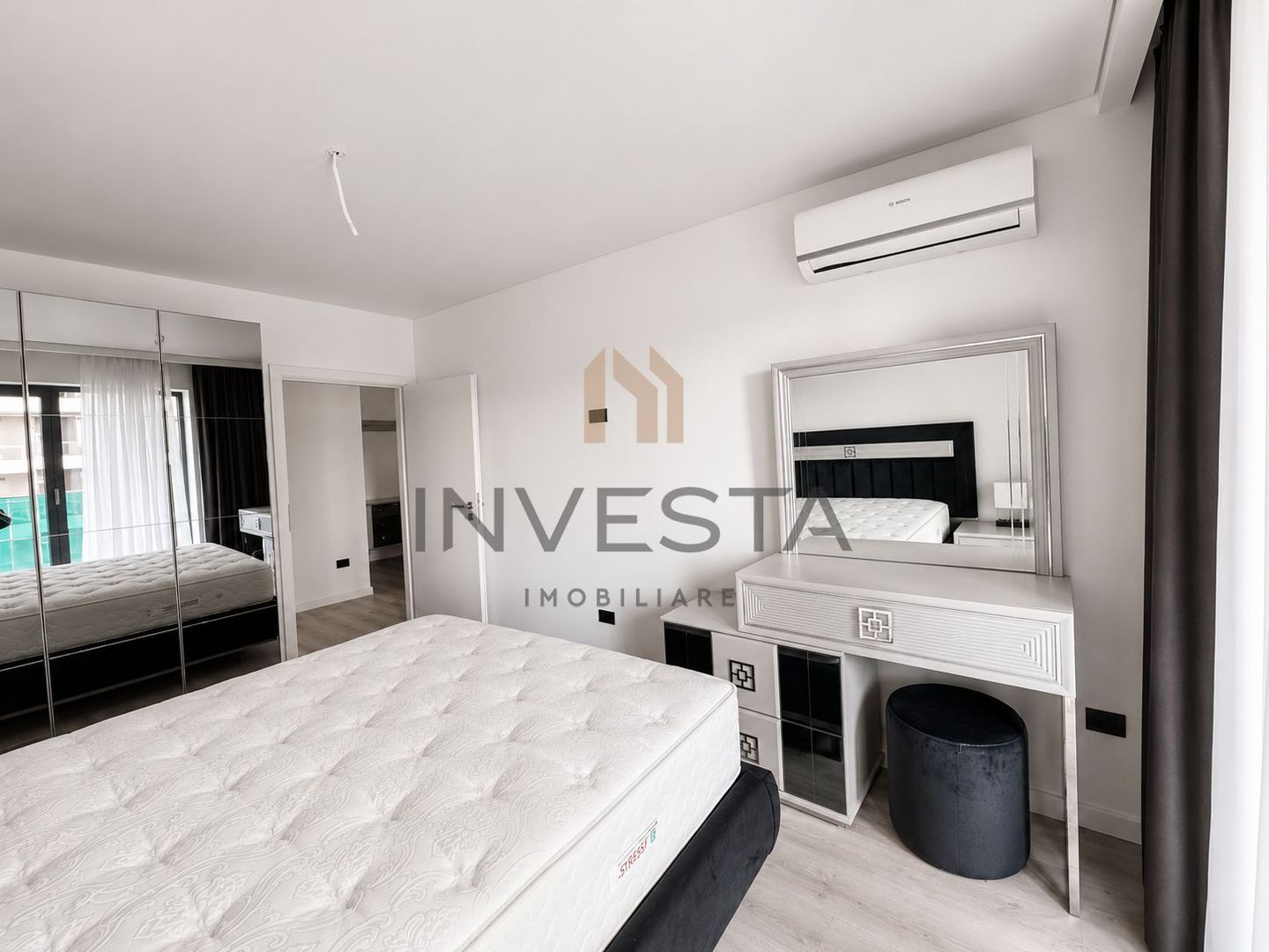 Apartament lux 3 camere si parcare de inchiriat Green Life Frunzisului - Poză 5