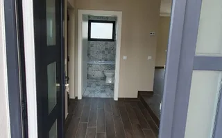 Casa individuală, 139mp,2 niveluri,balcon, parcare, semifinisata, Dezmir - Poză 11