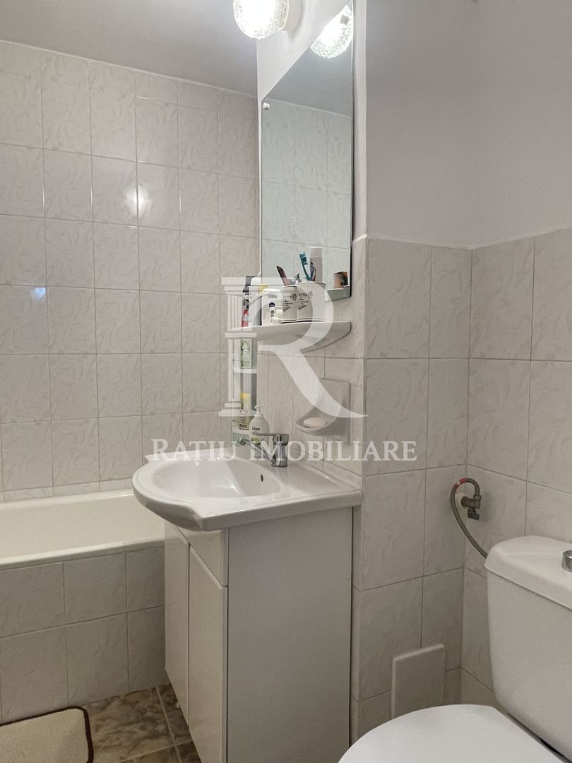 Apartament cu 3 camere | Etaj intermediar | Dacia | Oradea - Poză 12