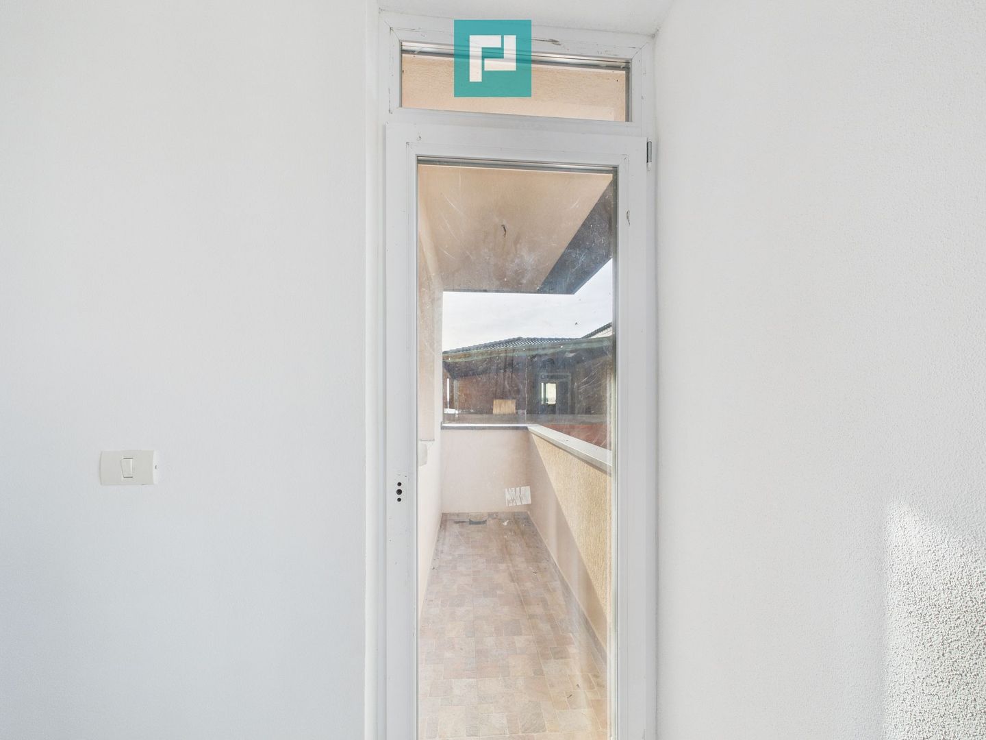 Penthouse cu terasă generoasă, în inima Chișodei - Poză 13