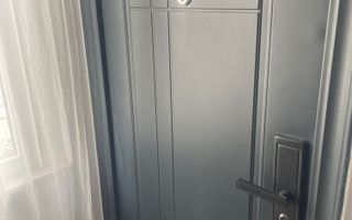 Închiriez garsonieră în Alexandru cel Bun ( zona Familial ) - Poză 1