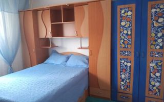 De inchiriat apartament 2 camere Micro 20 , 300 euro - Poză 4