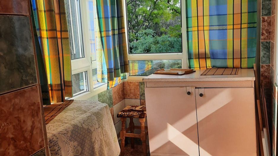 Vânzare apartament 2 camere  in Titan, 5 min metrou Grigorescu - Poză 3