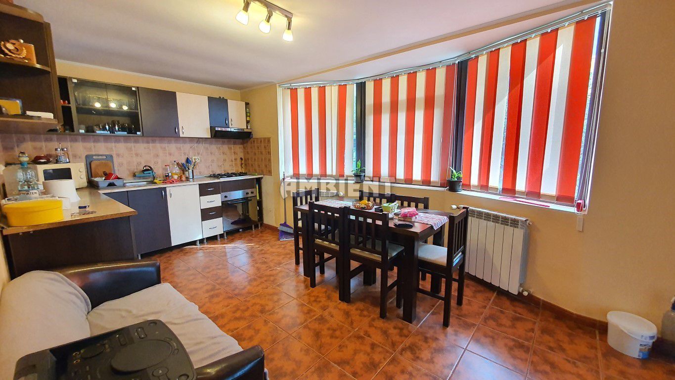 CASĂ INDIVIDUALĂ S+P+M cu teren 550 mp, zona EVEREST; - Poză 2