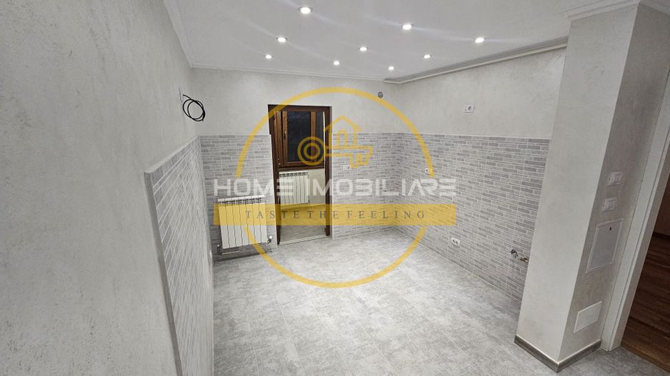 Etaj 2 Nicolina-Belvedere Apartament 2 Camere Decomandat Bloc 1984 Liber - Poză 3