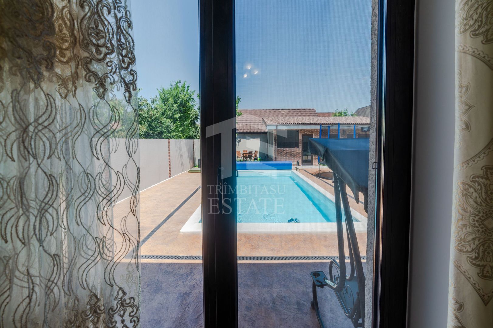 Casa pe parter premium cu piscina in Chisoda independenta energetic - Poză 38