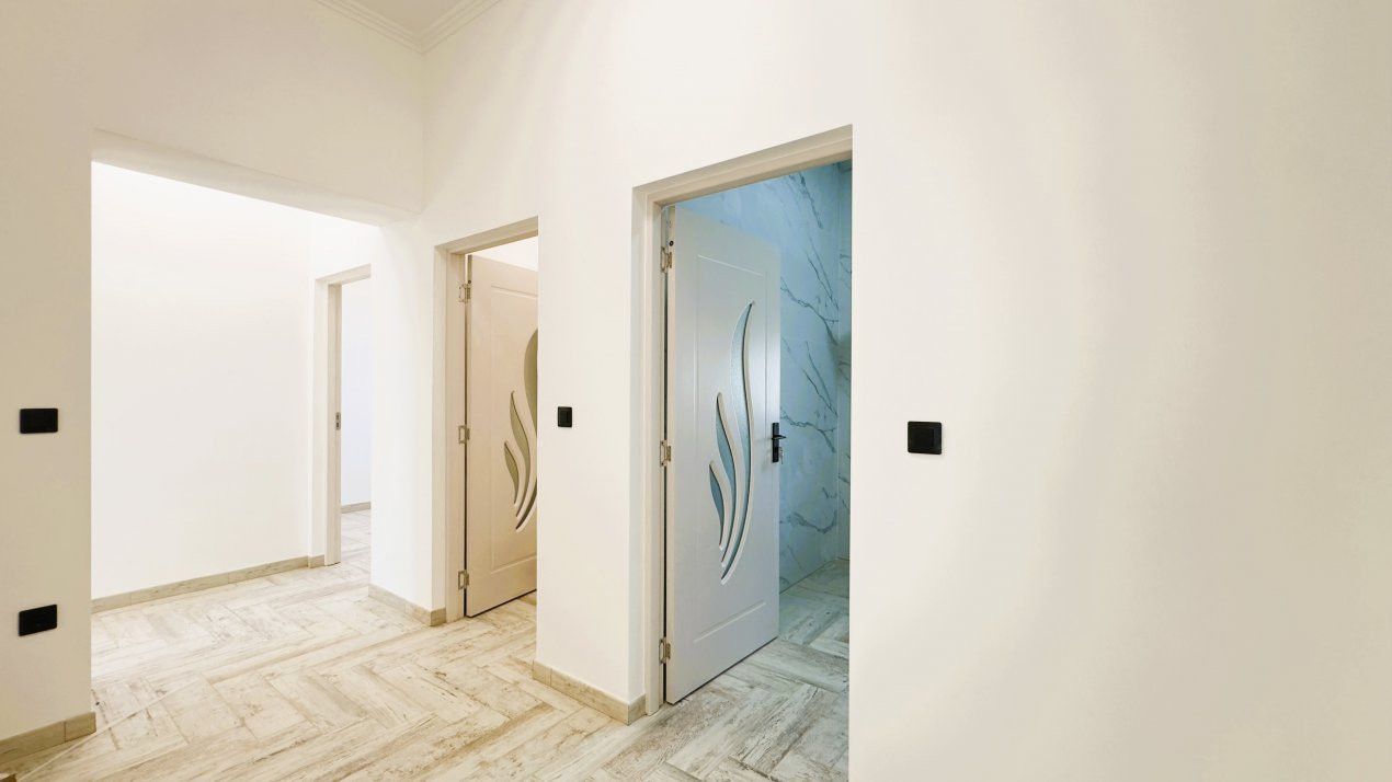 Inchiriere Casă 3 camere 154 mp, Teren 630 mp - Str. T. Vladimirescu - Carei - Poză 7